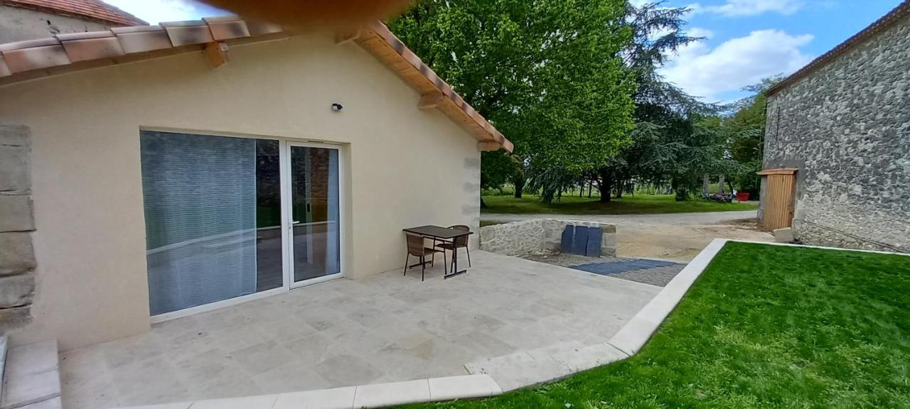 Bed and Breakfast L'Atelier D'Andre Monbahus Exterior foto